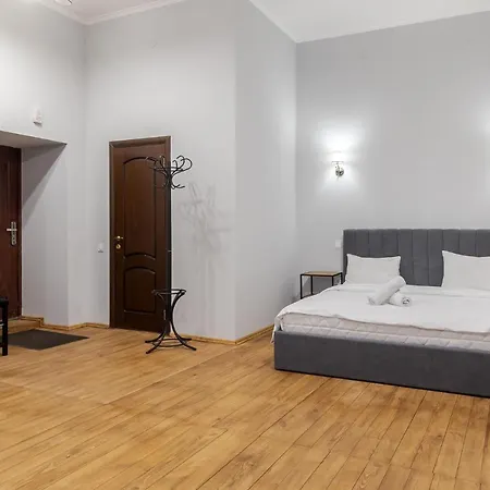 Apartmán On Stavropihiiska Street 3 Lvov