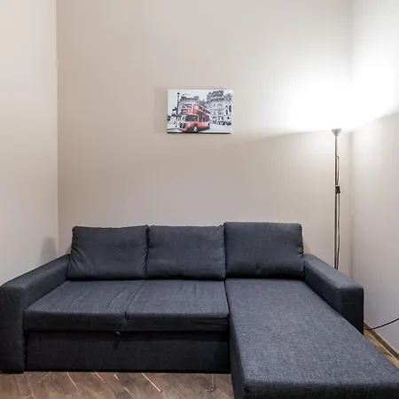 On Stavropihiiska Street 3 *