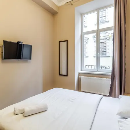 On Stavropihiiska Street 3 Apartmán Lvov