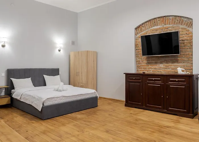 On Stavropihiiska Street 3 리비프