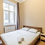 On Stavropihiiska Street 3 Apartamento